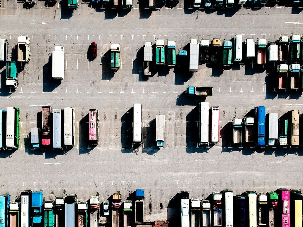 Transporte eficiente en República Dominicana: ¿carga marítima o terrestre?